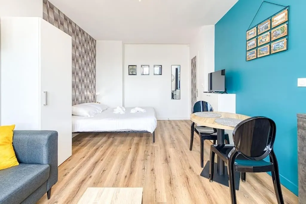 10Min Gare Grenoble, Vrai Lit Double, Calme Apartment France