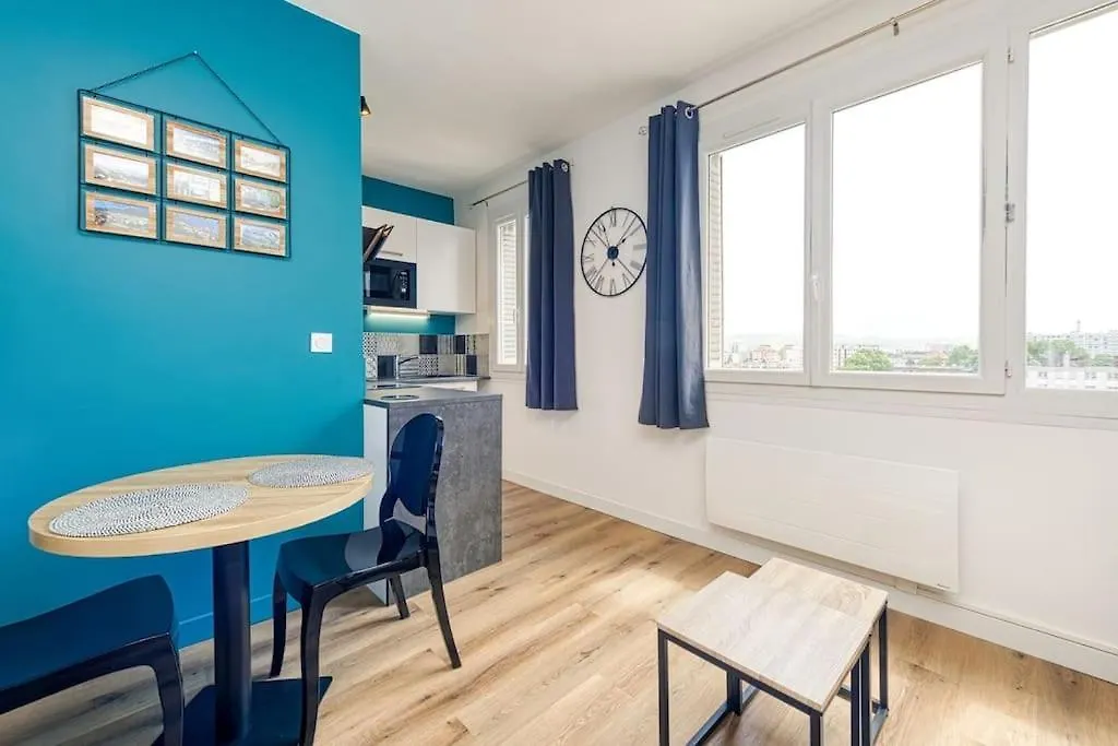 10Min Gare Grenoble, Vrai Lit Double, Calme Apartment 0*, Grenoble France