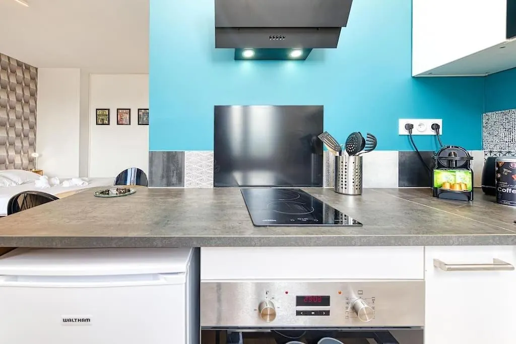 10Min Gare Grenoble, Vrai Lit Double, Calme Apartment